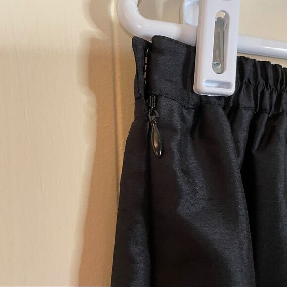 Kate Hill Black Silk  Ankle Pants - Picture 3 of 5